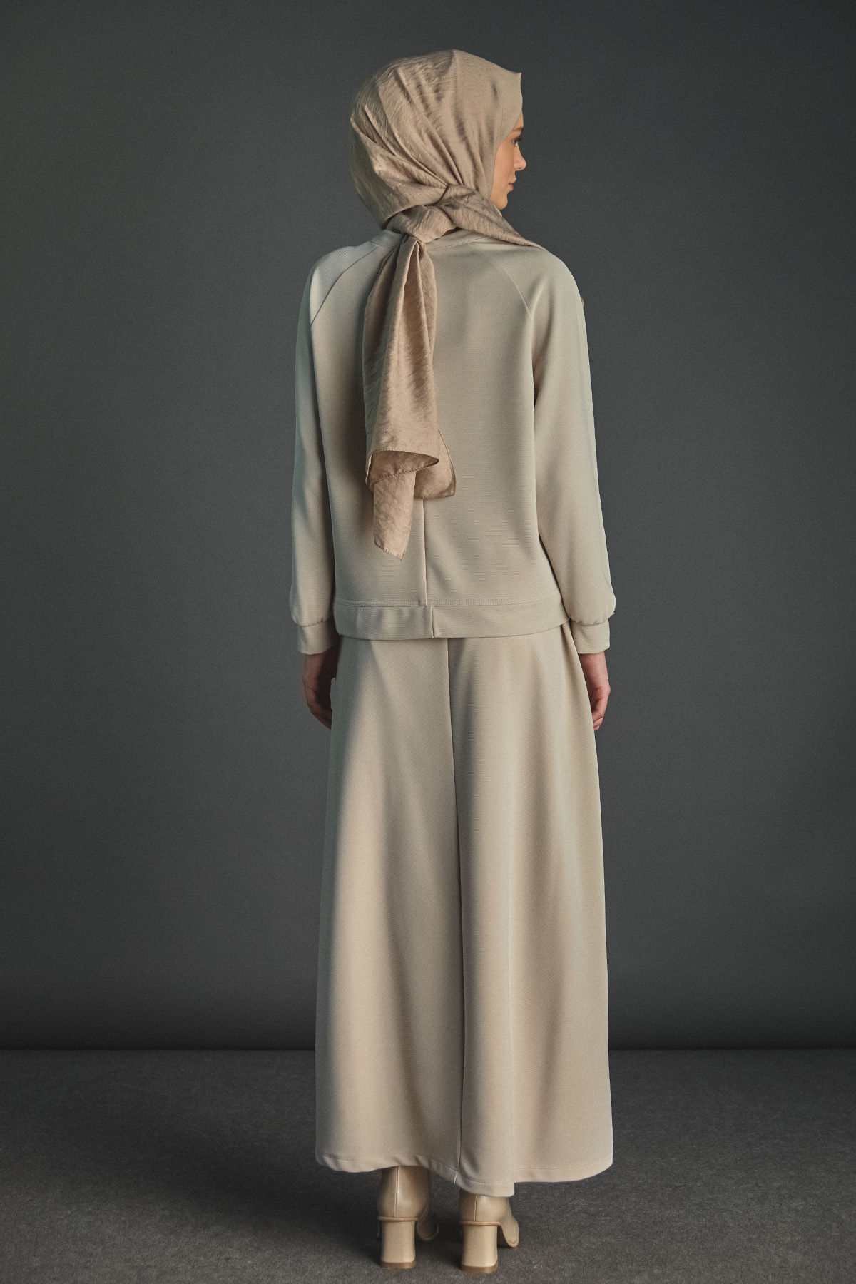 Deri Detaylı Etekli İkili Takım