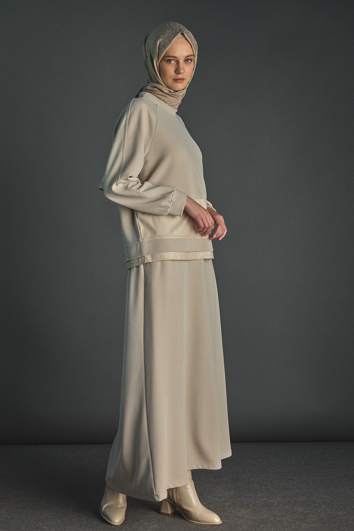 Deri Detaylı Etekli İkili Takım