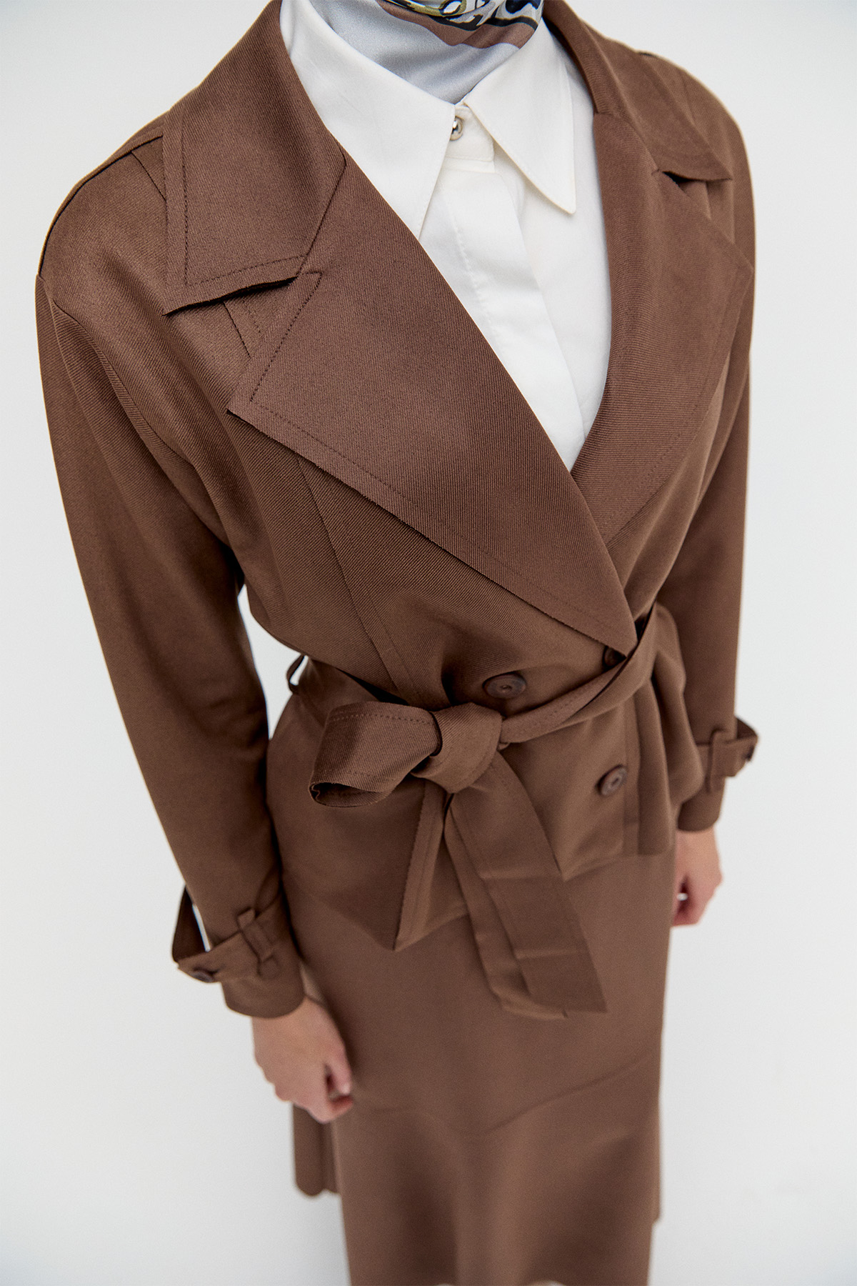 Kuşaklı Kruvaze Ceketli İkili Takım