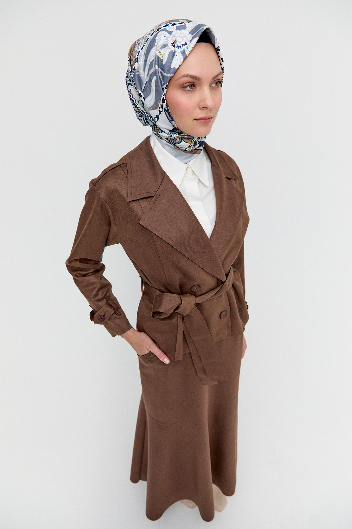 Kuşaklı Kruvaze Ceketli İkili Takım