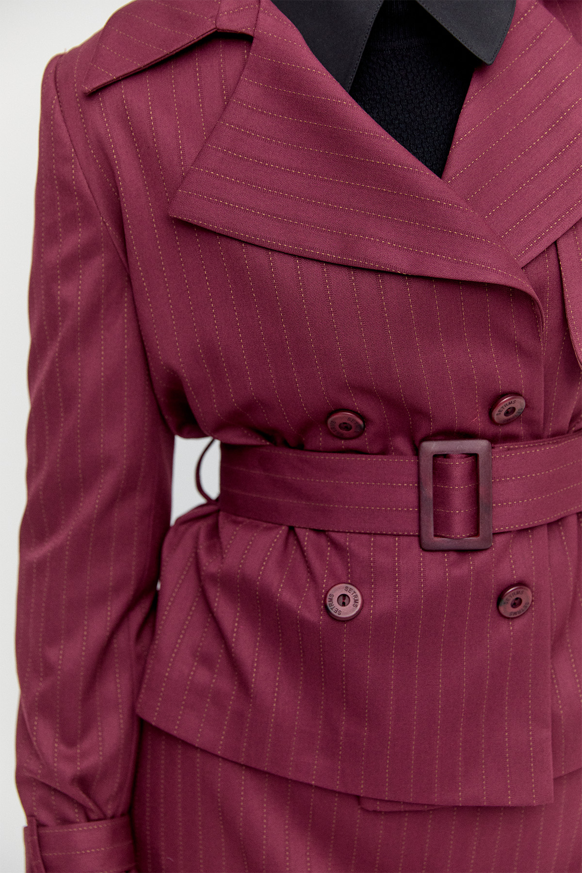 Kemerli Kruvaze Ceketli İkili Takım