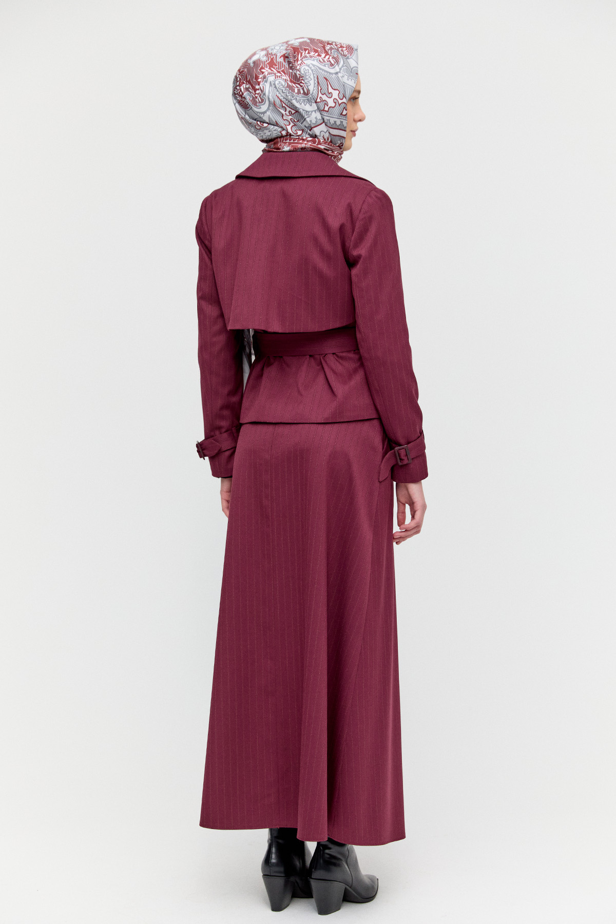 Kemerli Kruvaze Ceketli İkili Takım