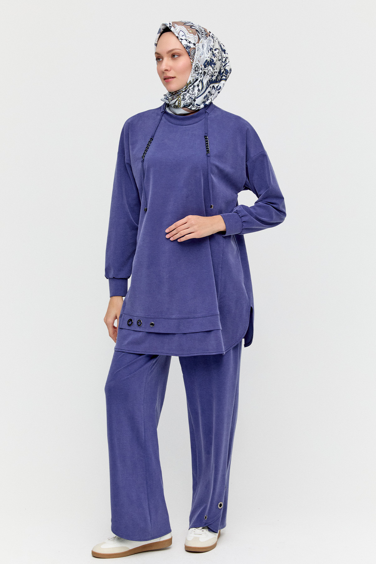 Zincir Detaylı Kuşgözlü İkili Takım