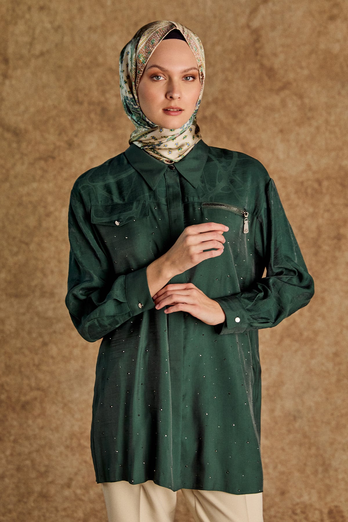 Desenli İlik Düğme Kapamalı Tunik, Tesettür Giyim