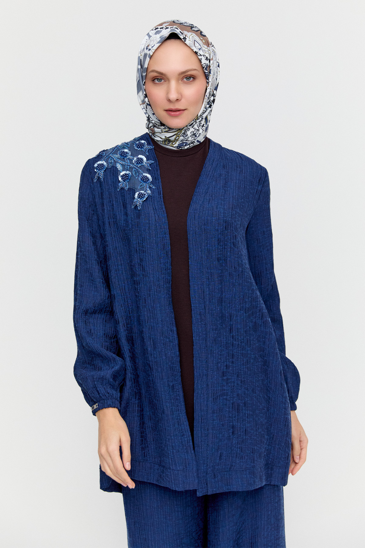 Dokulu Üçlü Takım