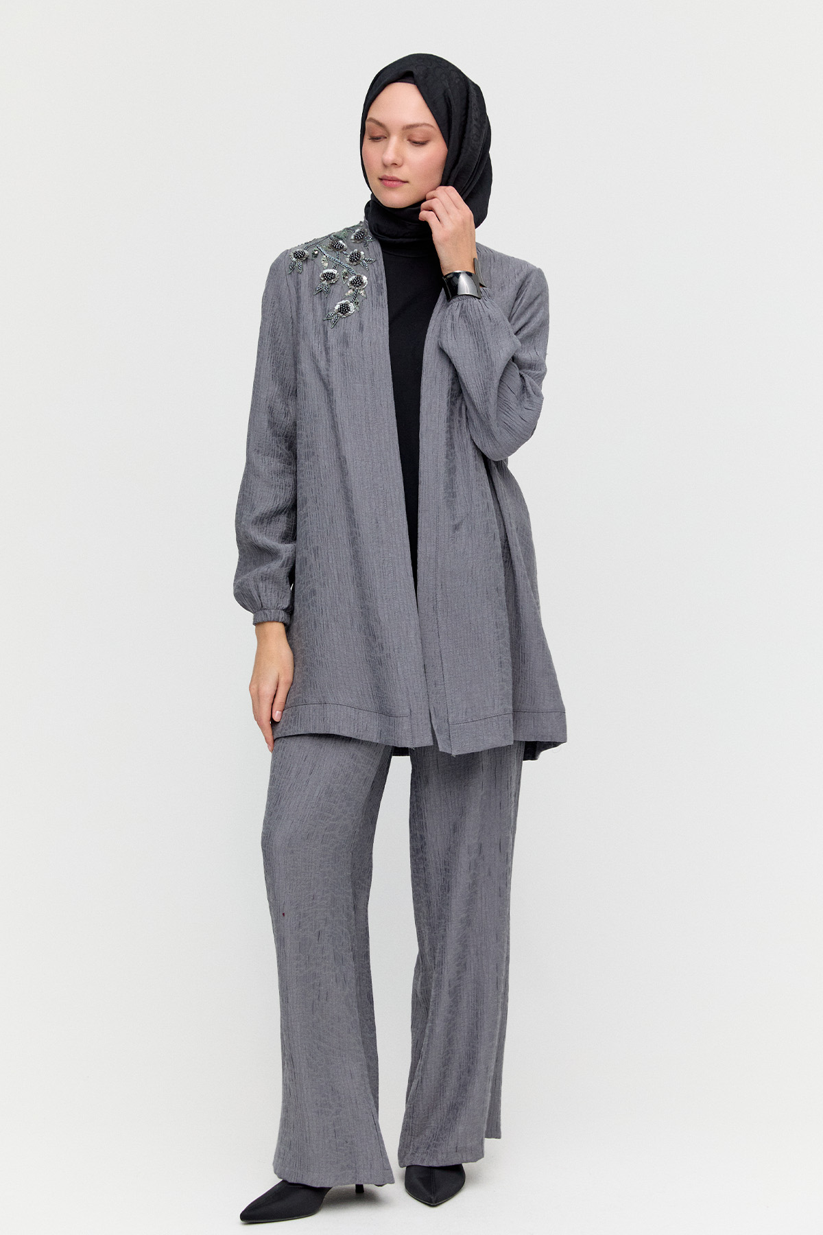 Dokulu Üçlü Takım