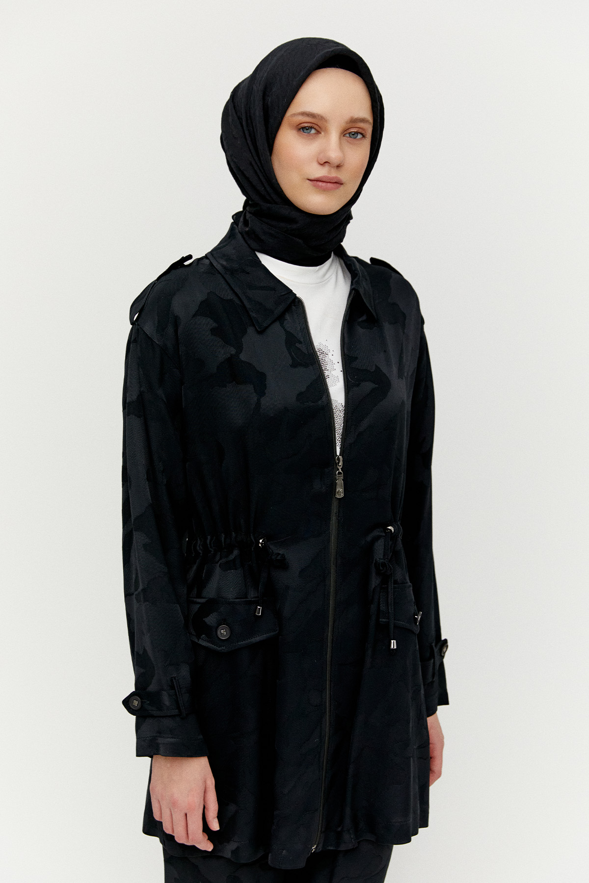 Jakarlı Desenli 3`Lü Takım