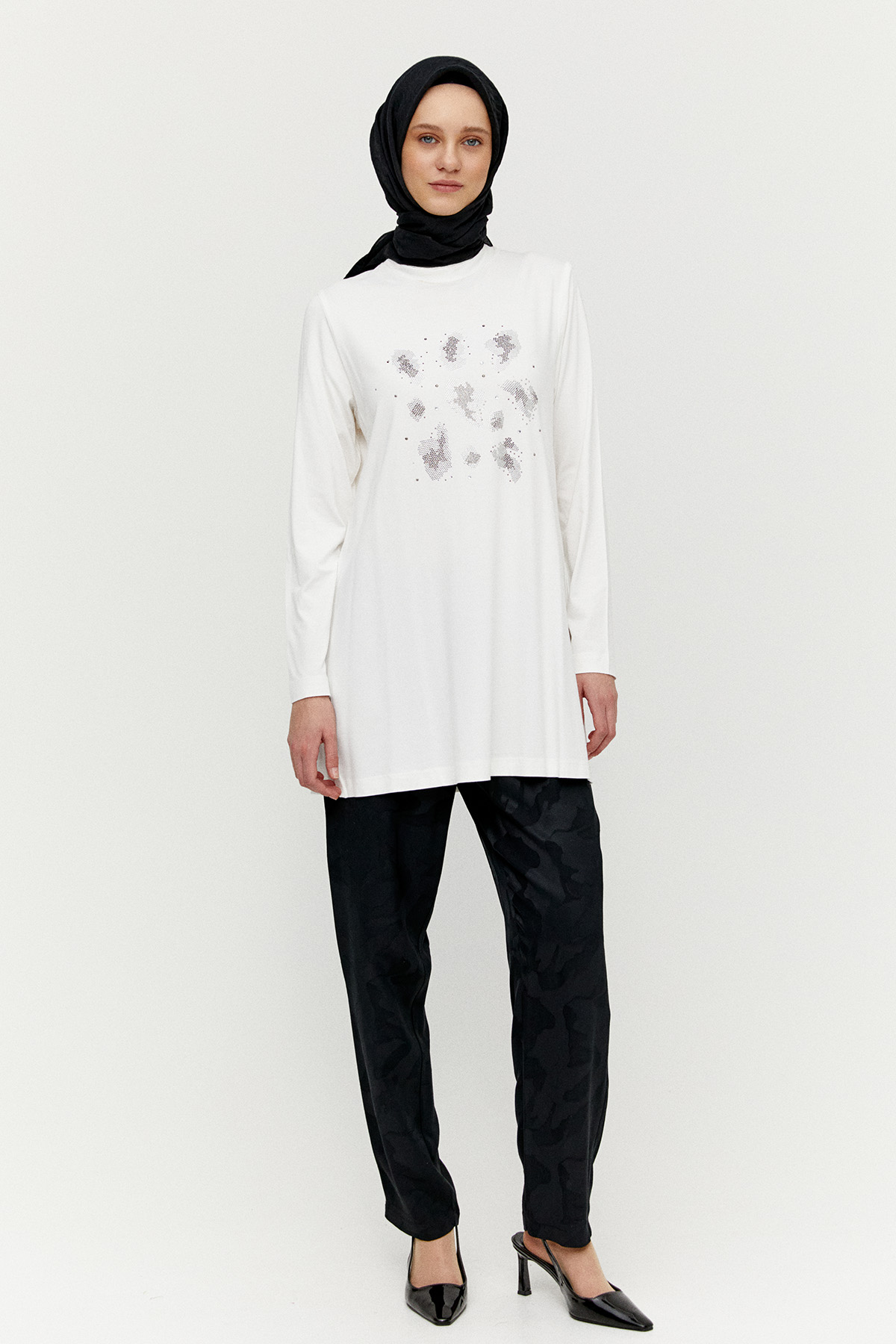 Jakarlı Desenli 3`Lü Takım