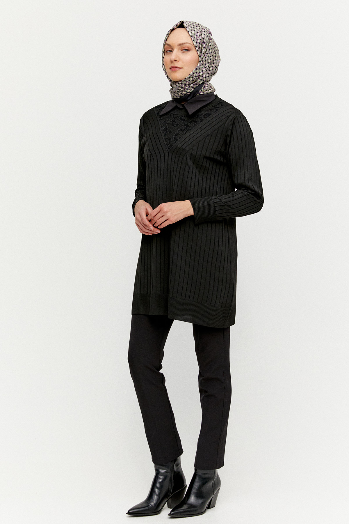 Leopar Desenli Sim Detaylı Tunik