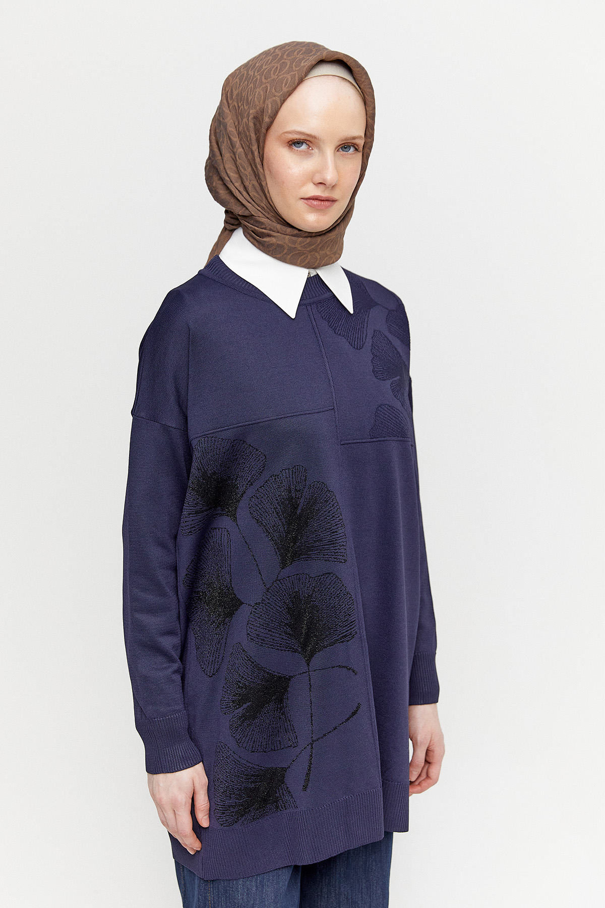 Yaprak Desenli Simli Triko Tunik