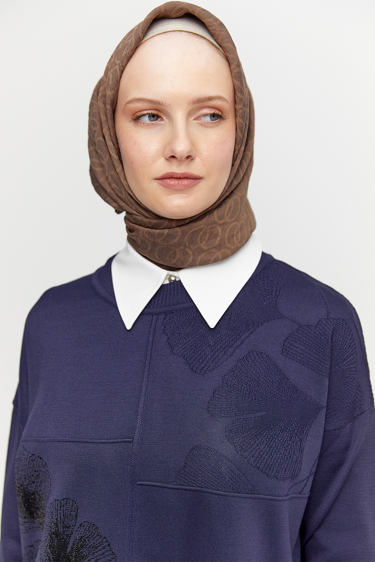 Yaprak Desenli Simli Triko Tunik