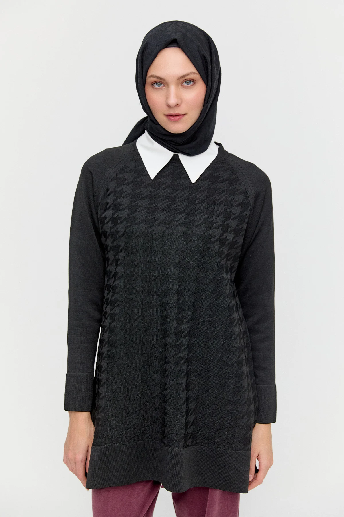 Kazayağı Desenli Triko Tunik, Tesettür Giyim