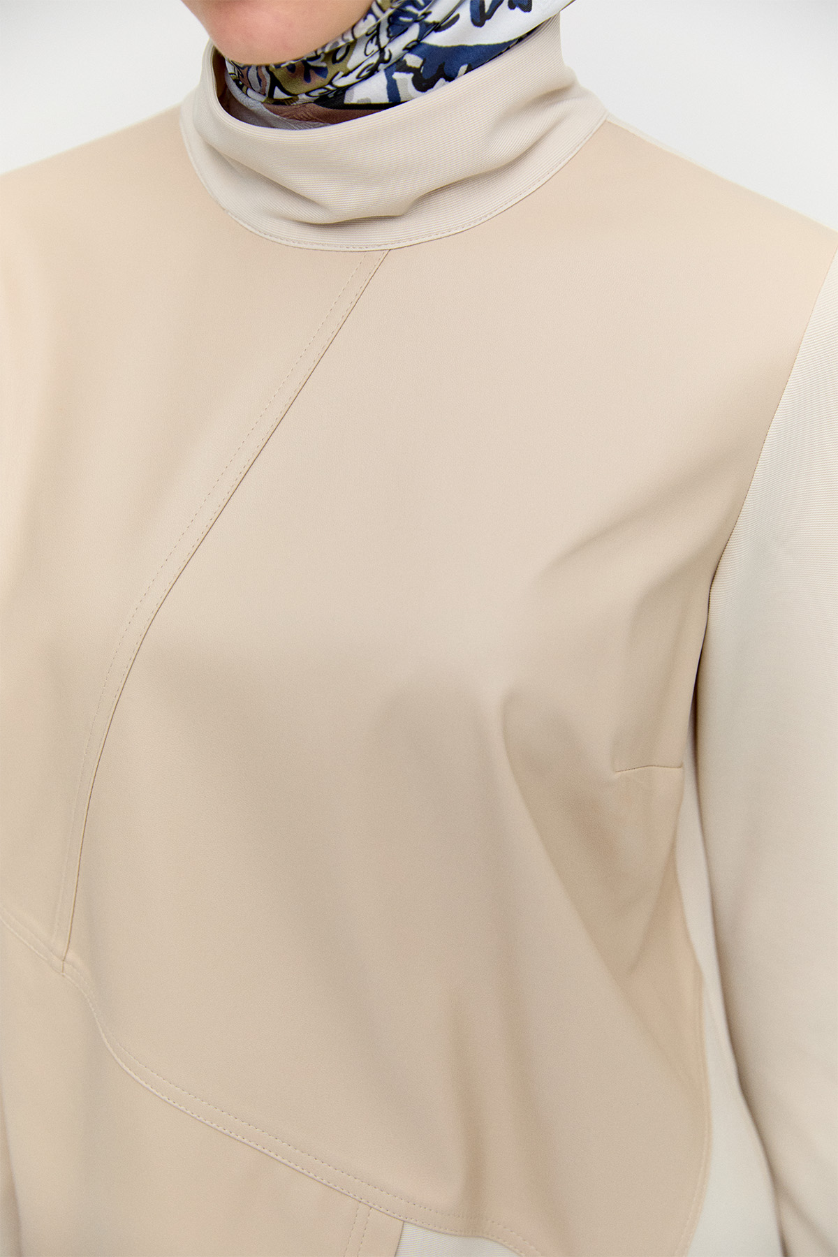 Asimetrik Suni Deri Kombinli Tunik