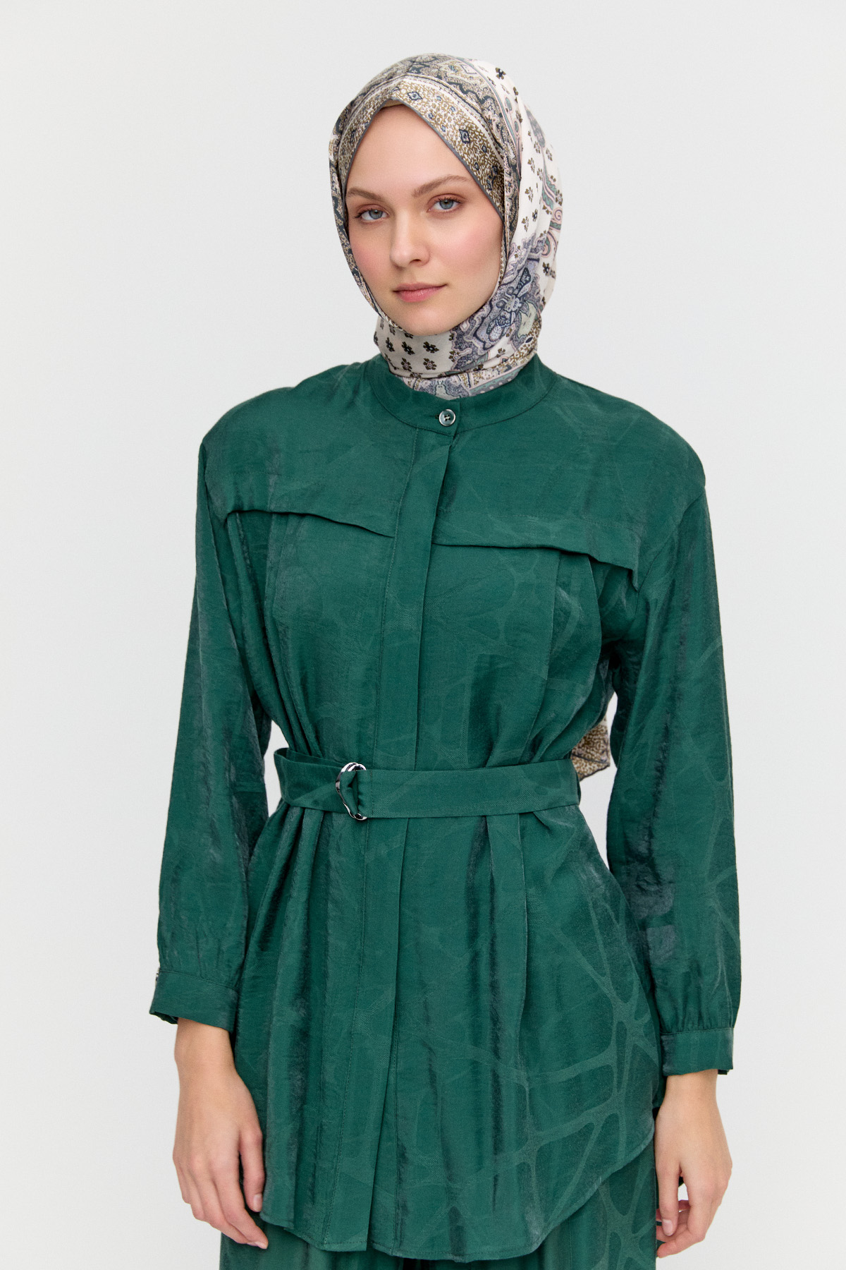 Kemerli Hakim Yakalı İkili Takım