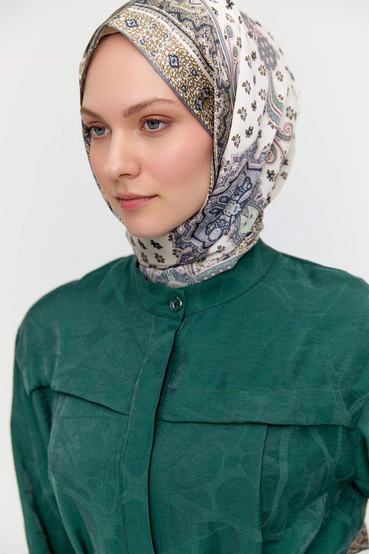 Kemerli Hakim Yakalı İkili Takım