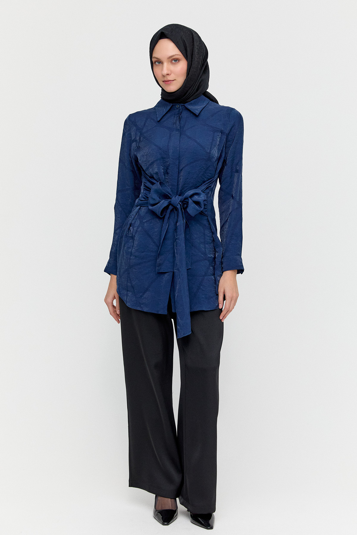 Jakar Desenli Kuşaklı Tunik