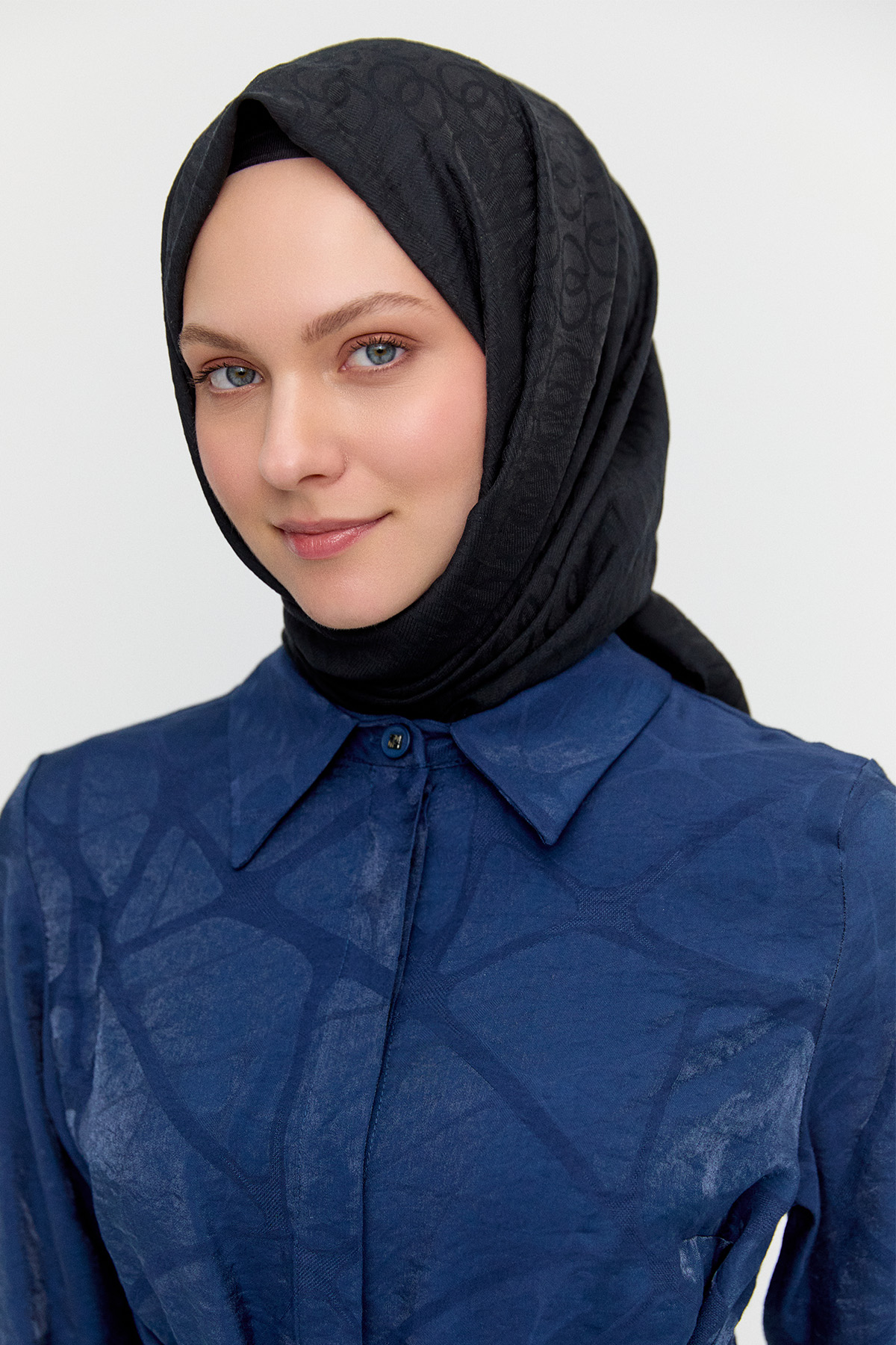 Jakar Desenli Kuşaklı Tunik