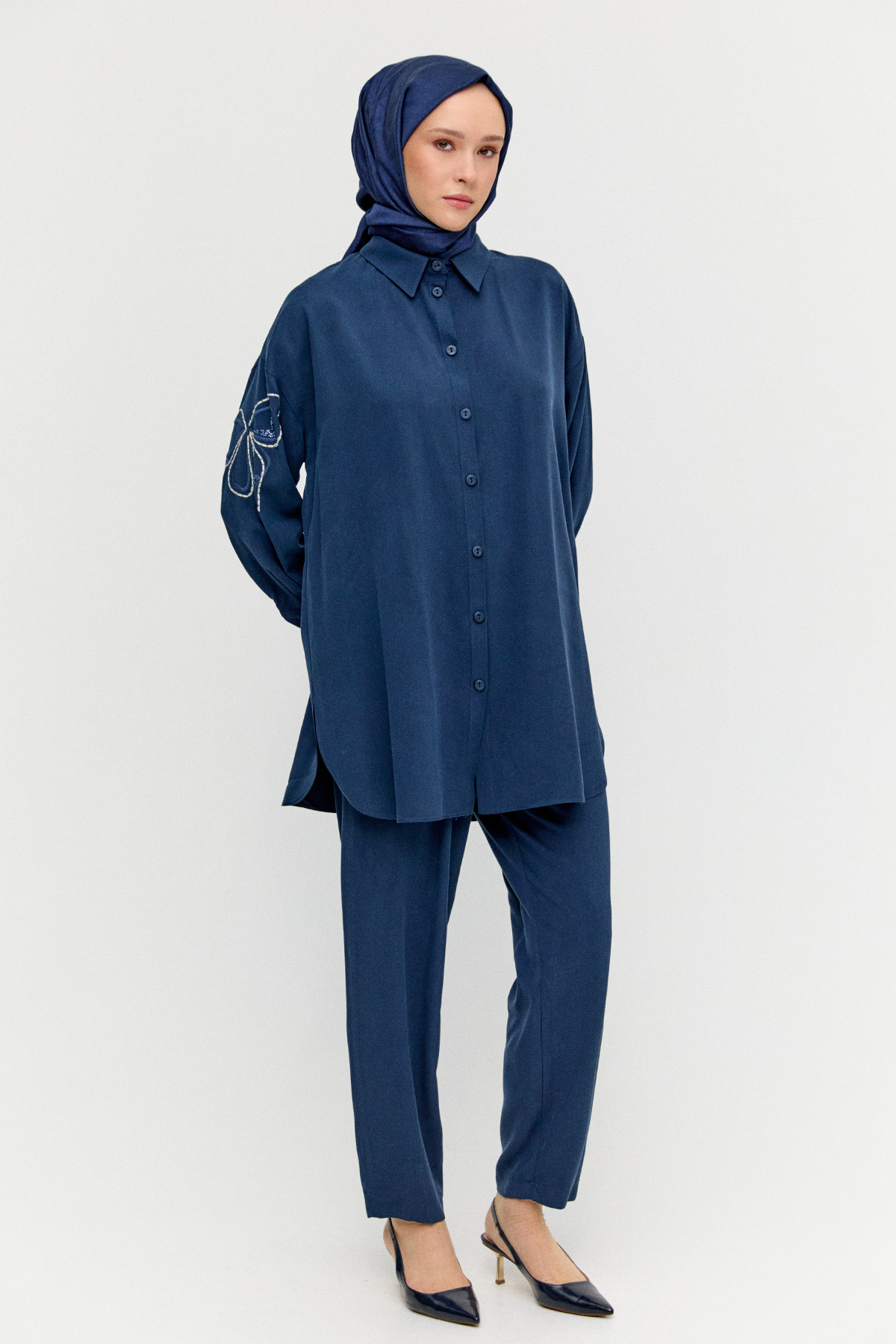 Çiçek Nakışlı Lyocell Tunik, Tesettür Giyim