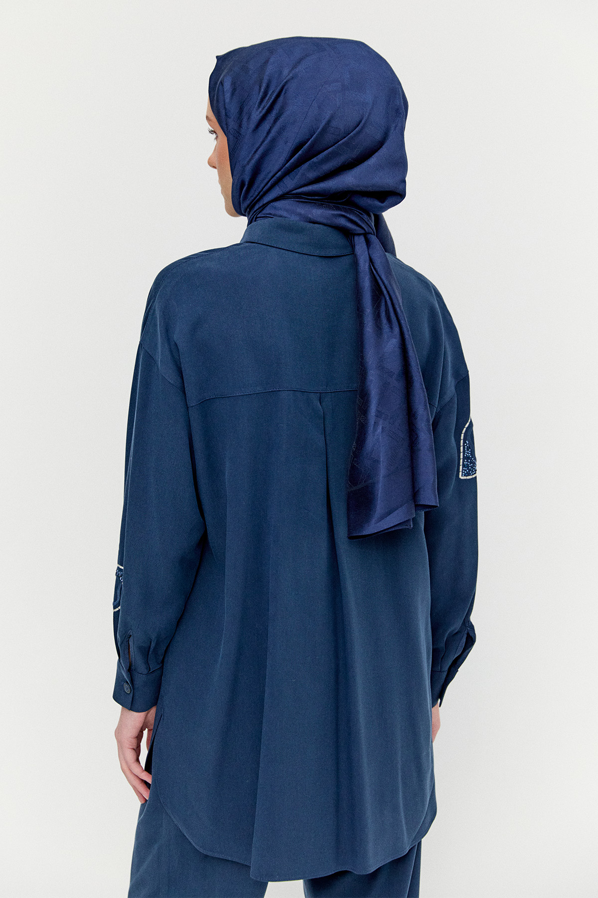 Çiçek Nakışlı Lyocell Tunik, Tesettür Giyim