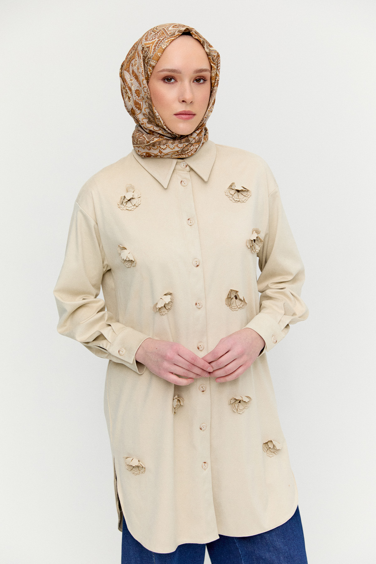 Çiçek Aplikeli Süet Dokulu Tunik, Tesettür Giyim