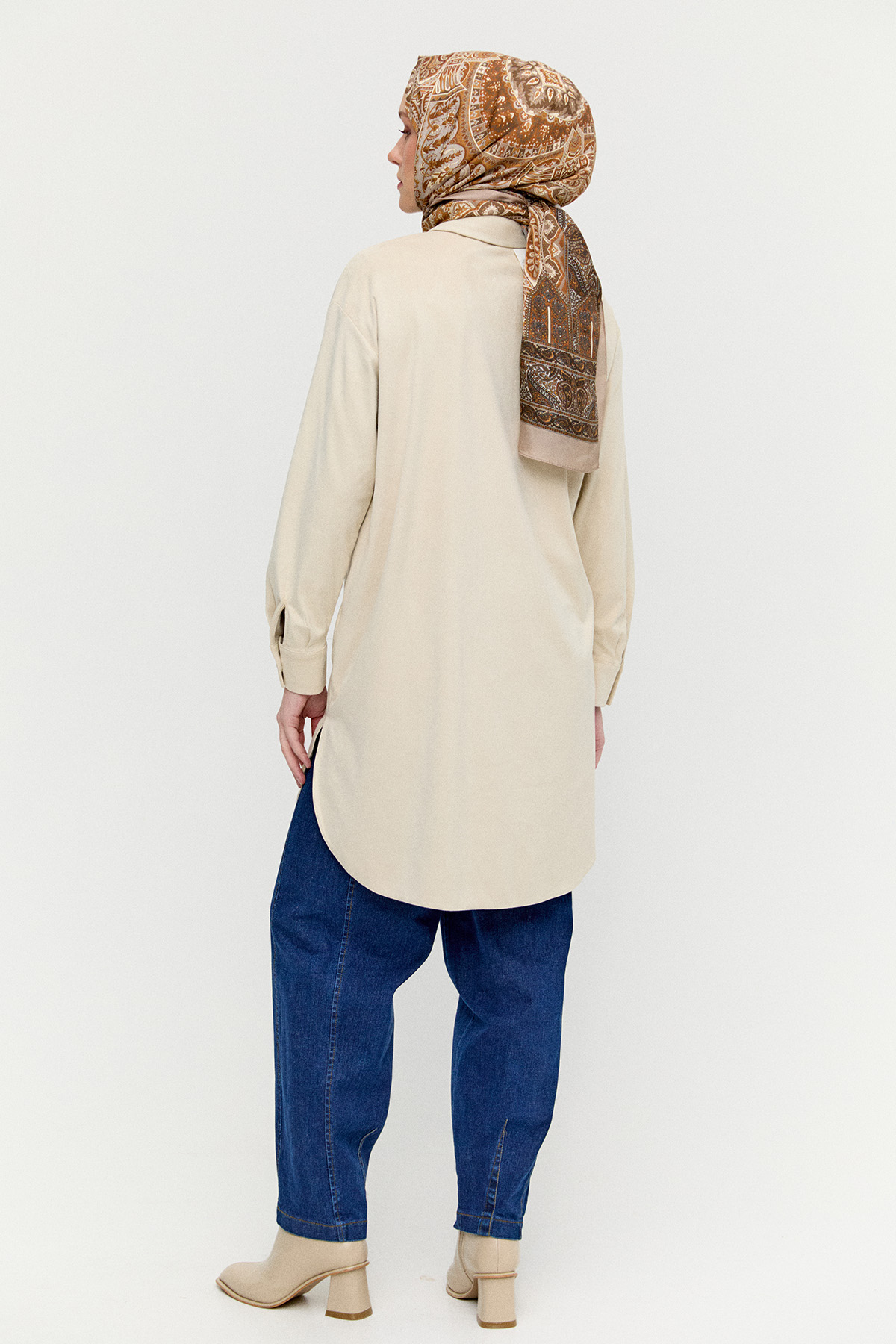 Çiçek Aplikeli Süet Dokulu Tunik, Tesettür Giyim