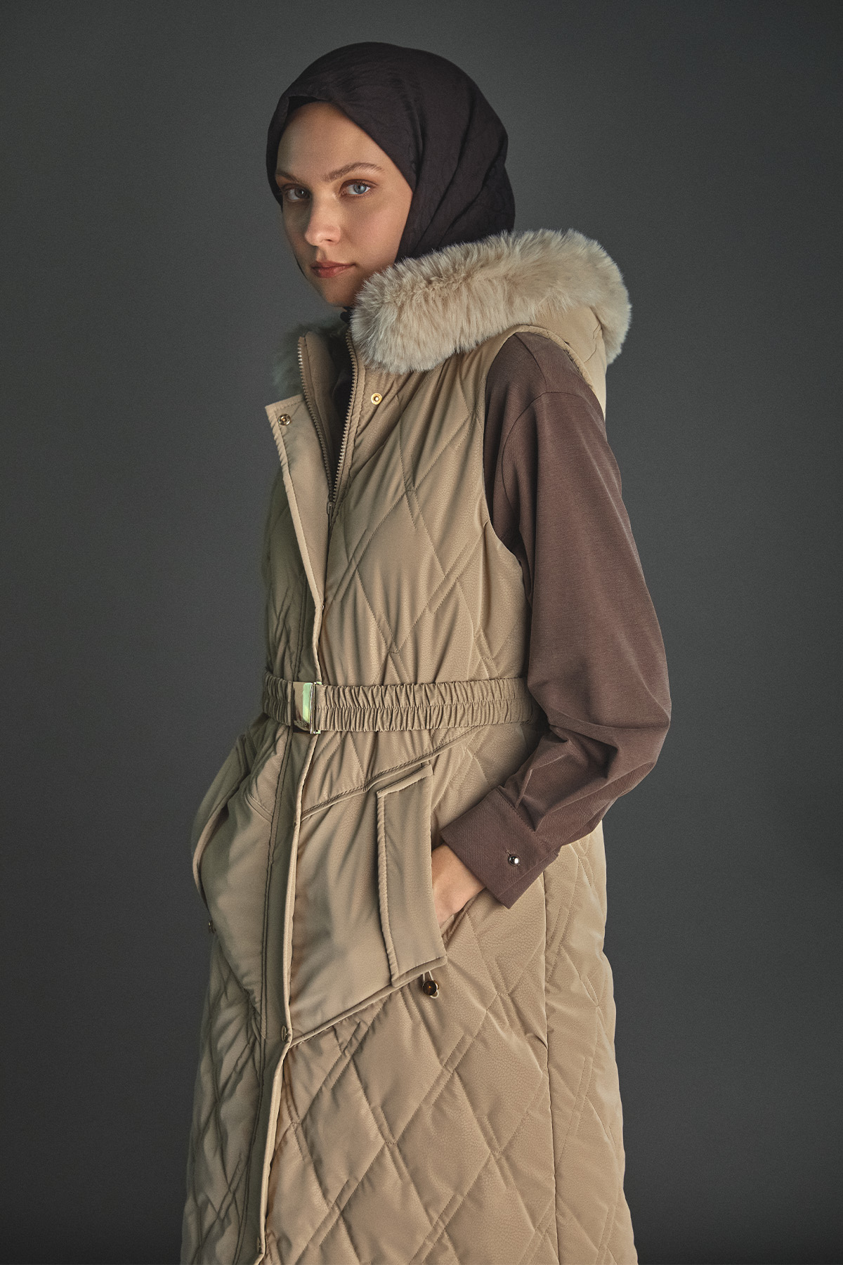 Çıkarılabilir Kapüşonlu Kapitone Yelek