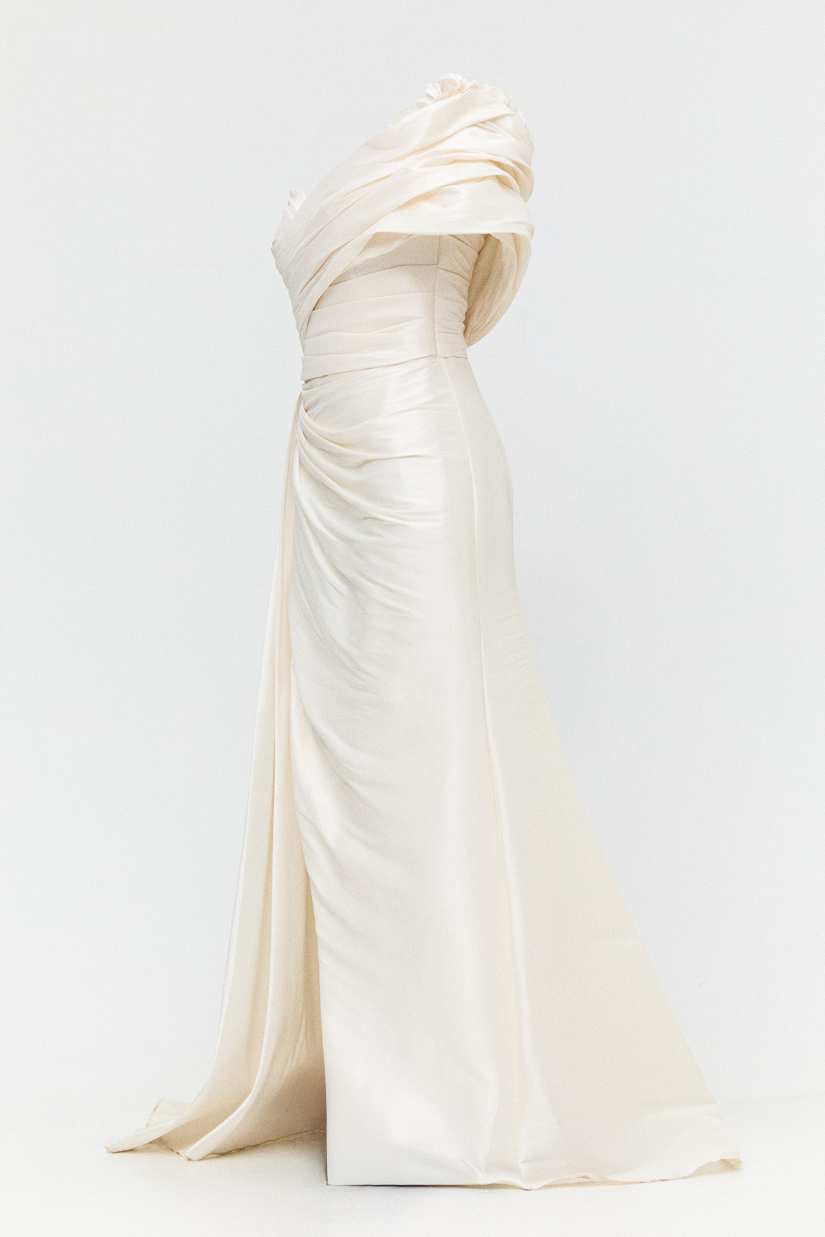 Çiçek Aplikeli Drapeli Abiye Elbise, Tesettür Giyim