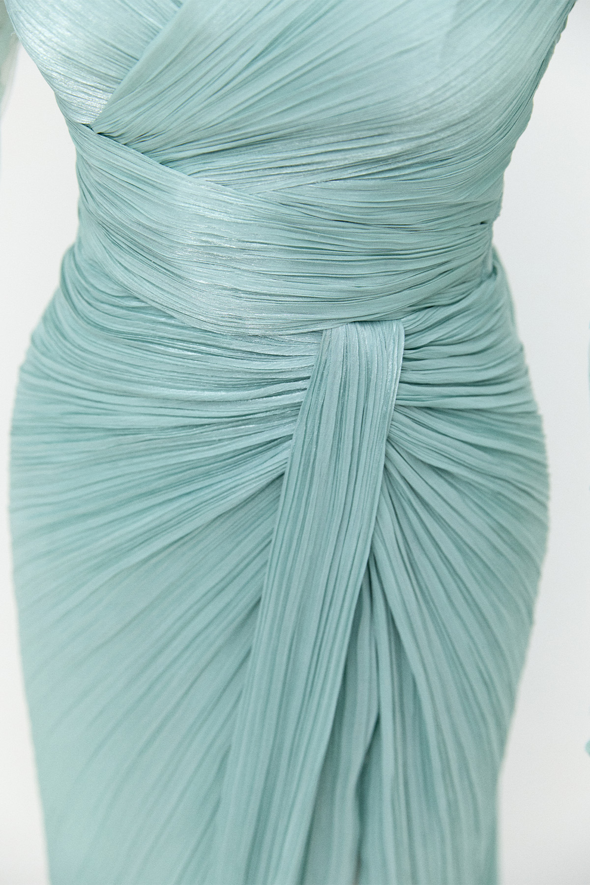 Uzun Kollu Abiye Elbise, Tesettür Giyim