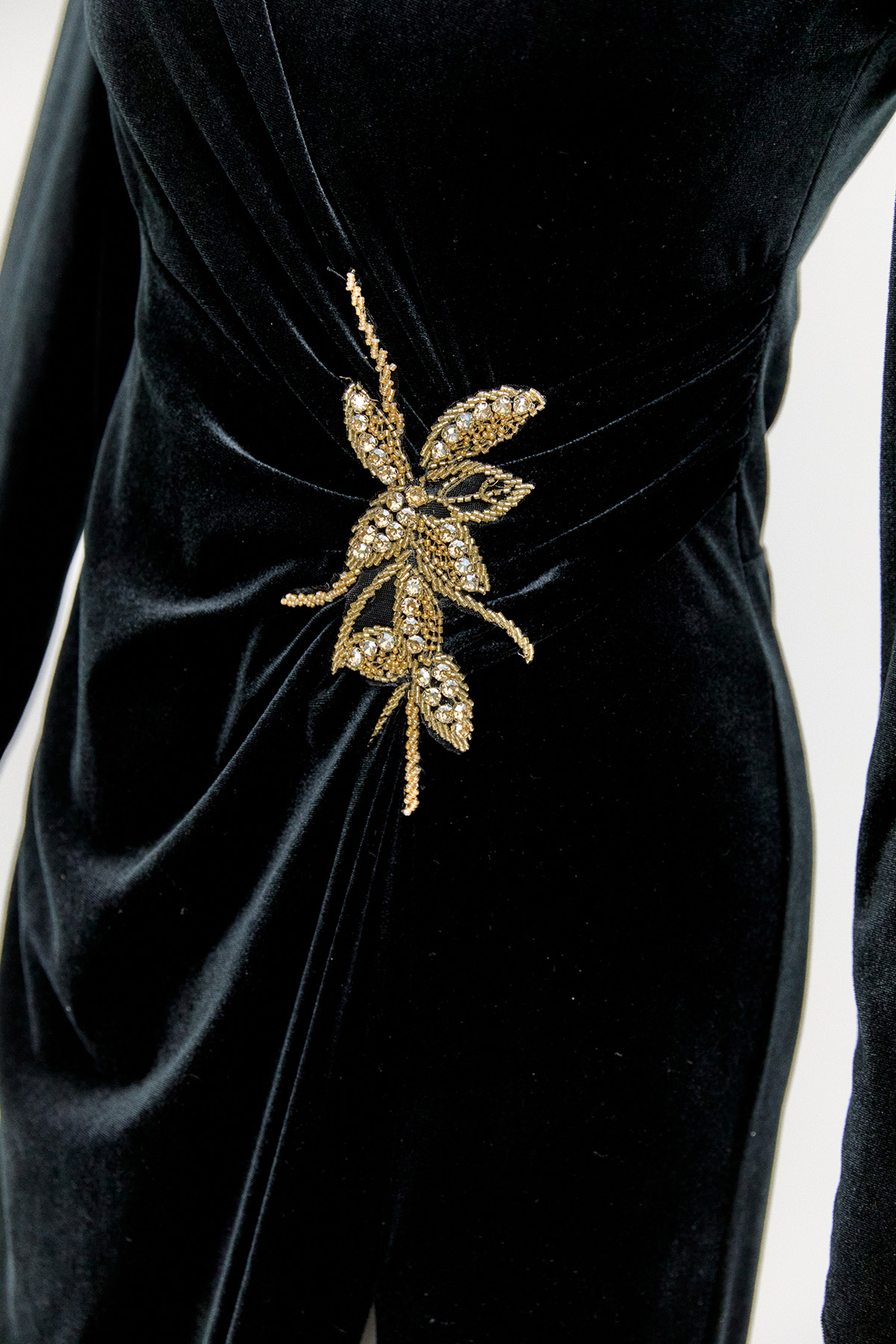 Yırtmaçlı Kadife Abiye Elbise, Tesettür Giyim