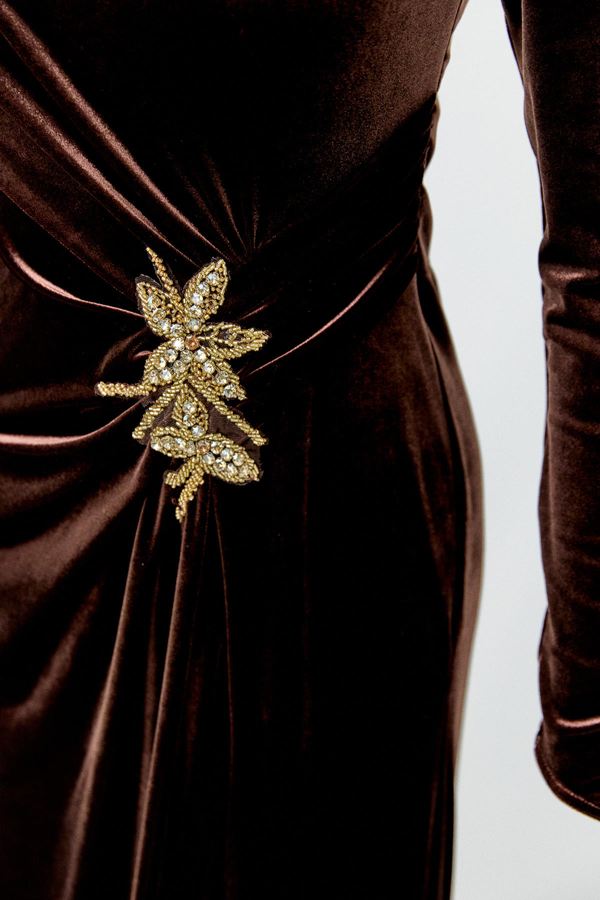 Yırtmaçlı Kadife Abiye Elbise, Tesettür Giyim