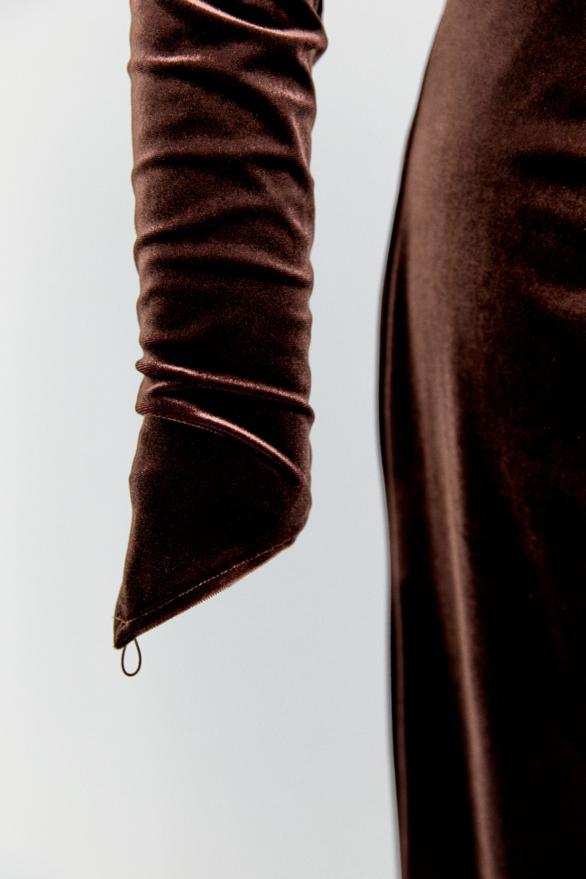 Yırtmaçlı Kadife Abiye Elbise, Tesettür Giyim