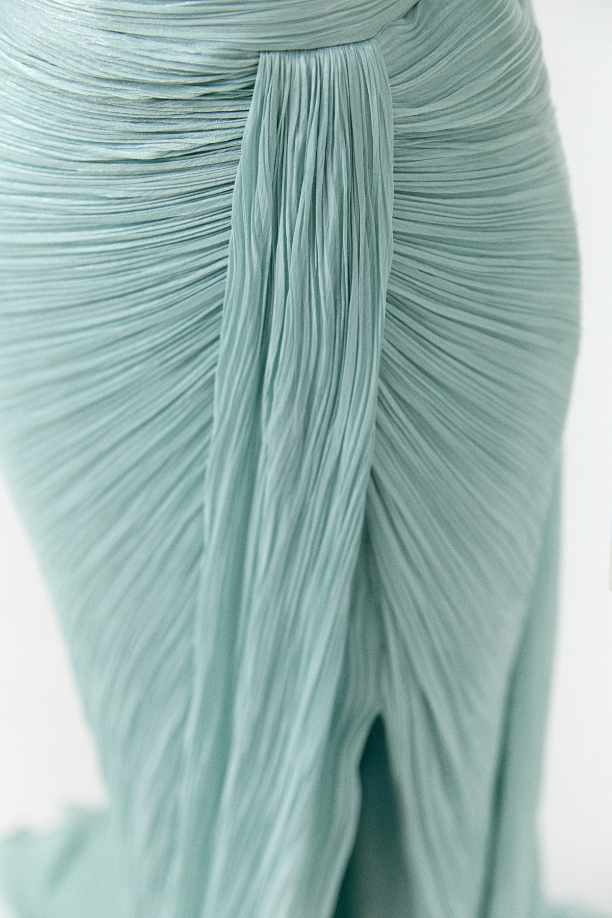 Taş İşlemeli Kuyruklu Abiye Elbise, Tesettür Giyim