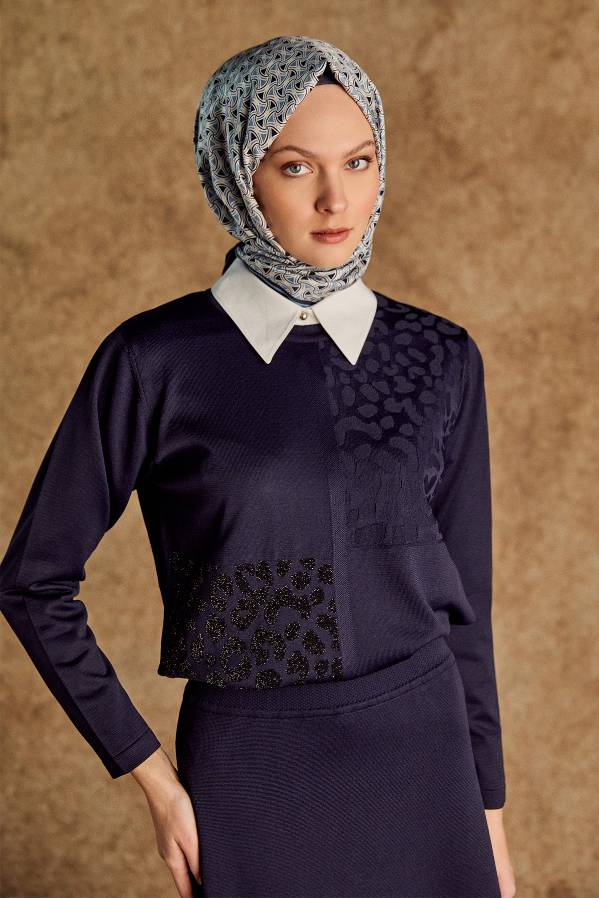 Leopar Desenli Sim Detaylı Triko Bluz