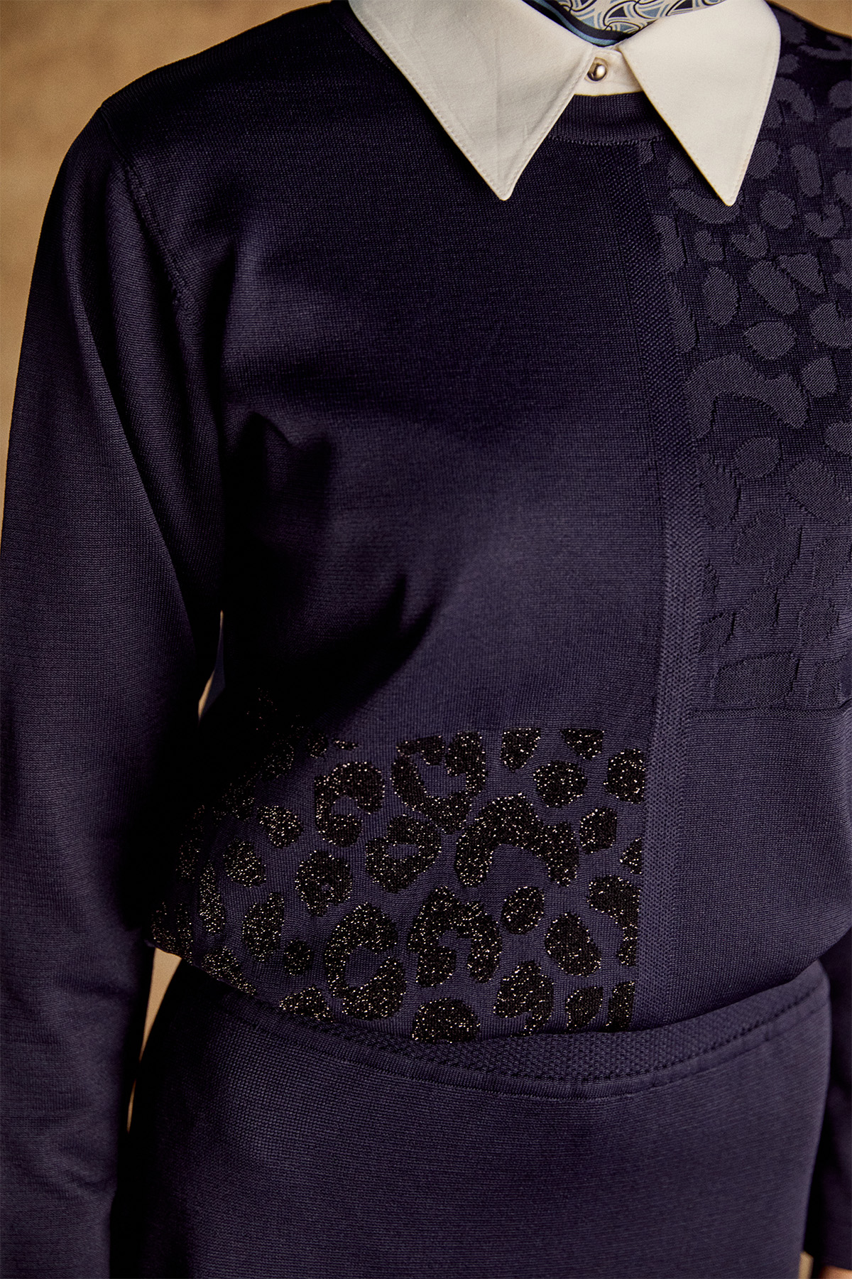 Leopar Desenli Sim Detaylı Triko Bluz