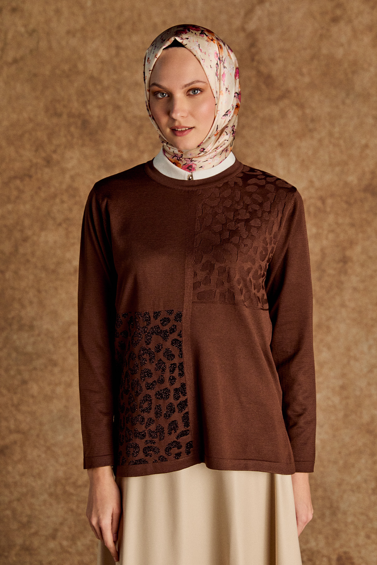 Leopar Desenli Sim Detaylı Triko Bluz