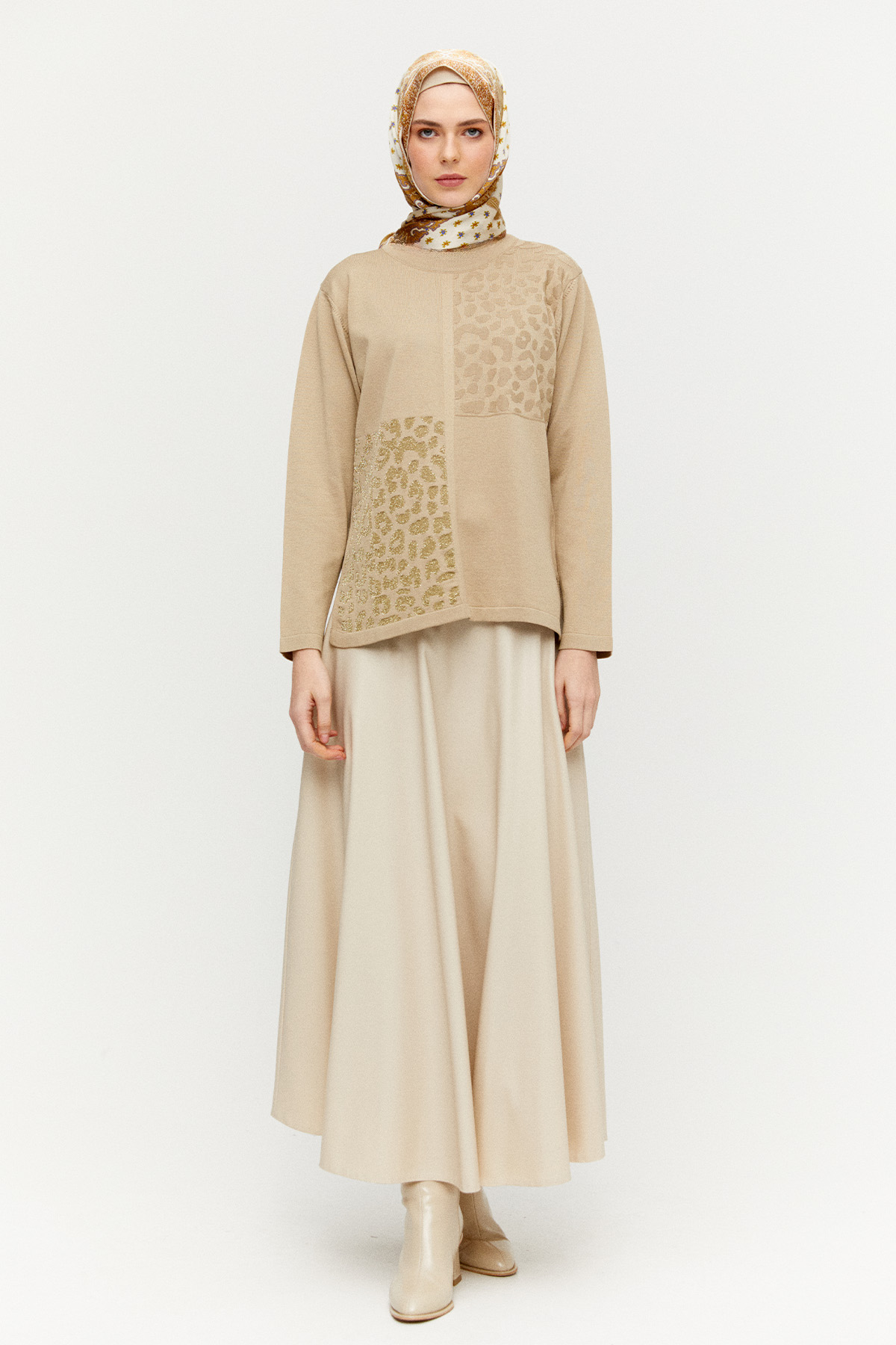 Leopar Desenli Sim Detaylı Triko Bluz