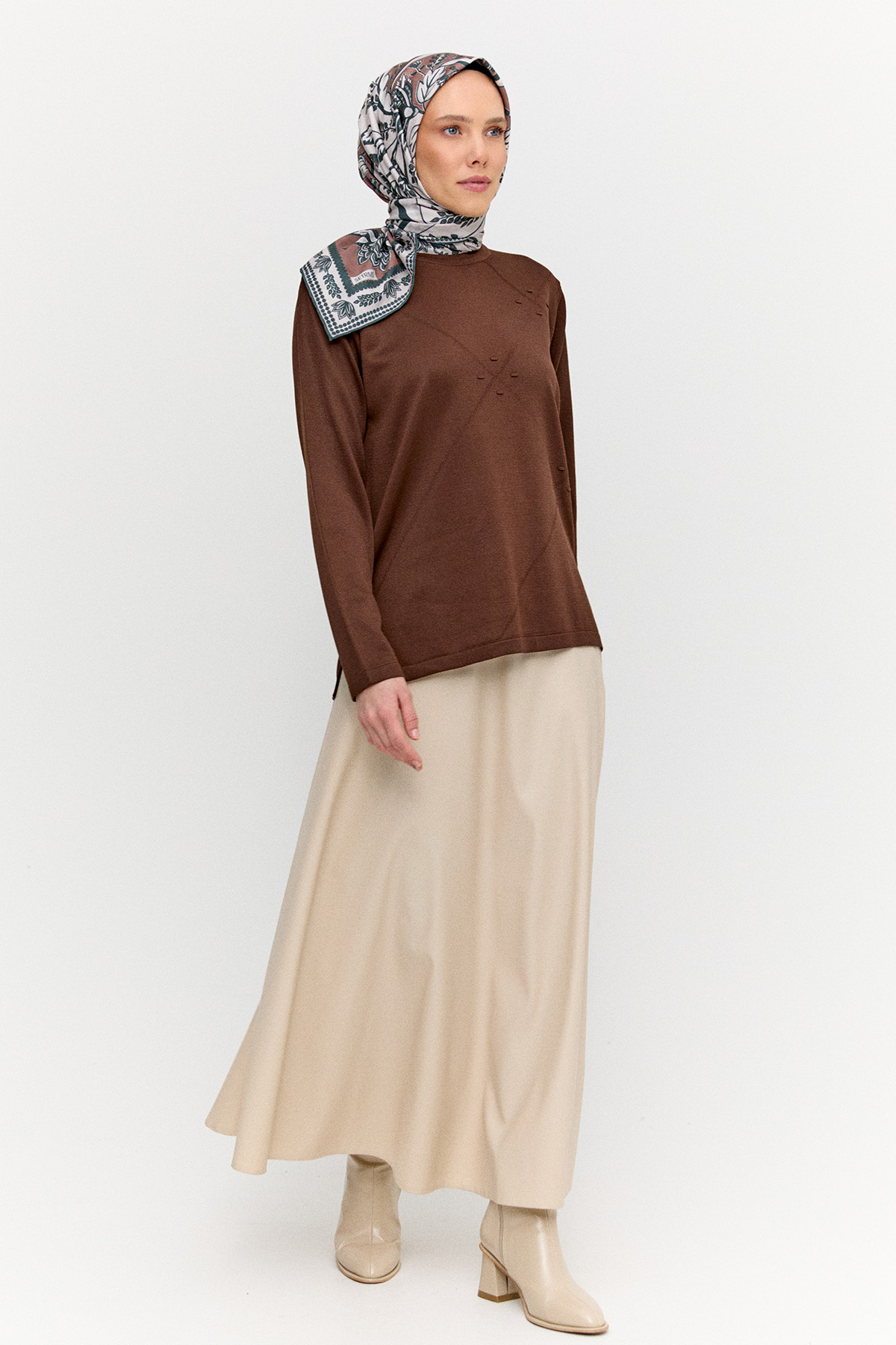 Parçalı Yırtmaçlı Triko Bluz, Tesettür Giyim