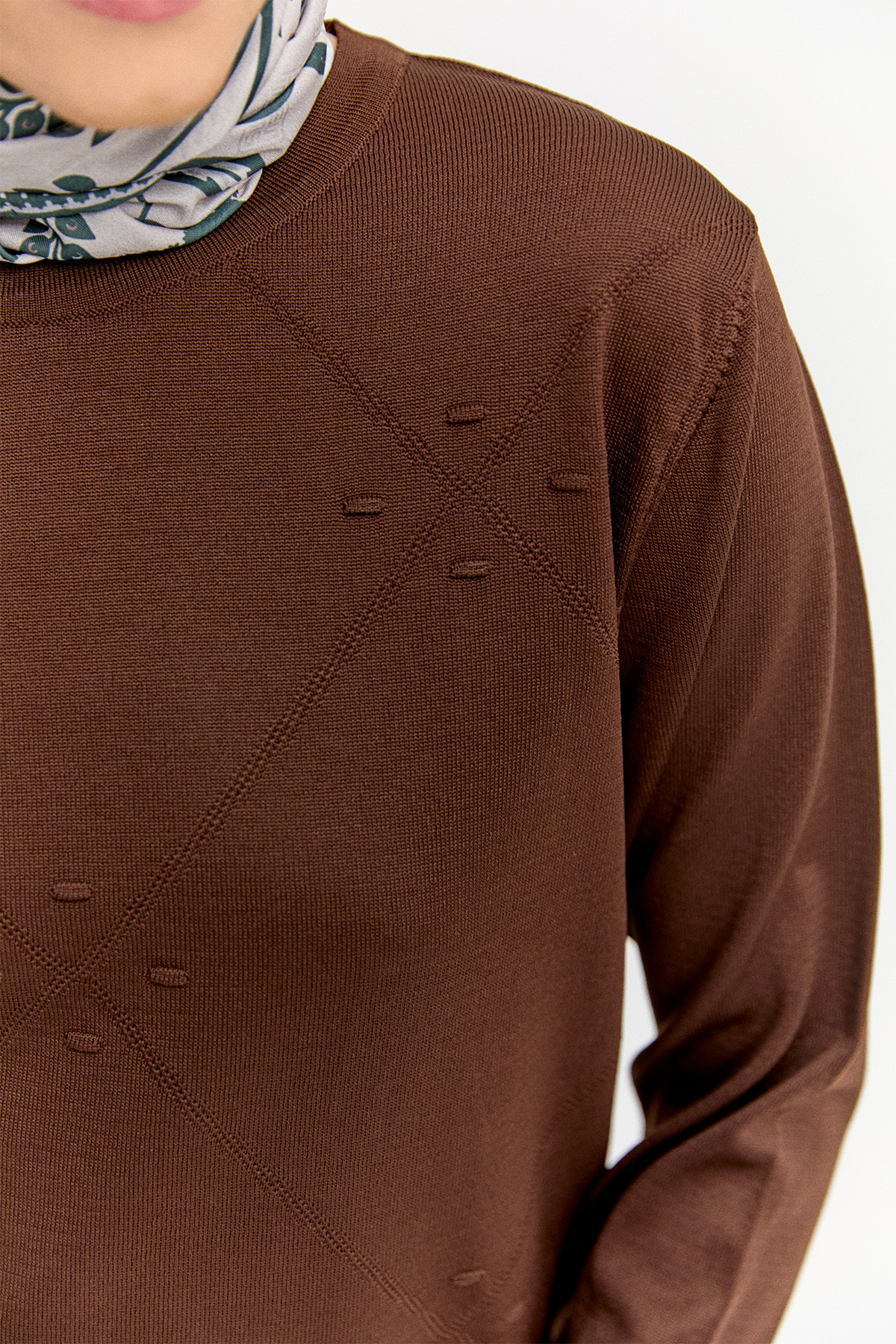 Parçalı Yırtmaçlı Triko Bluz, Tesettür Giyim