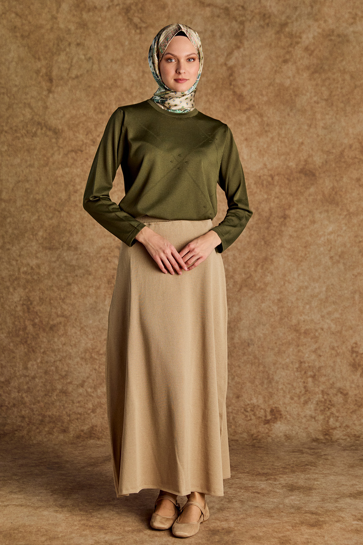 Parçalı Yırtmaçlı Triko Bluz