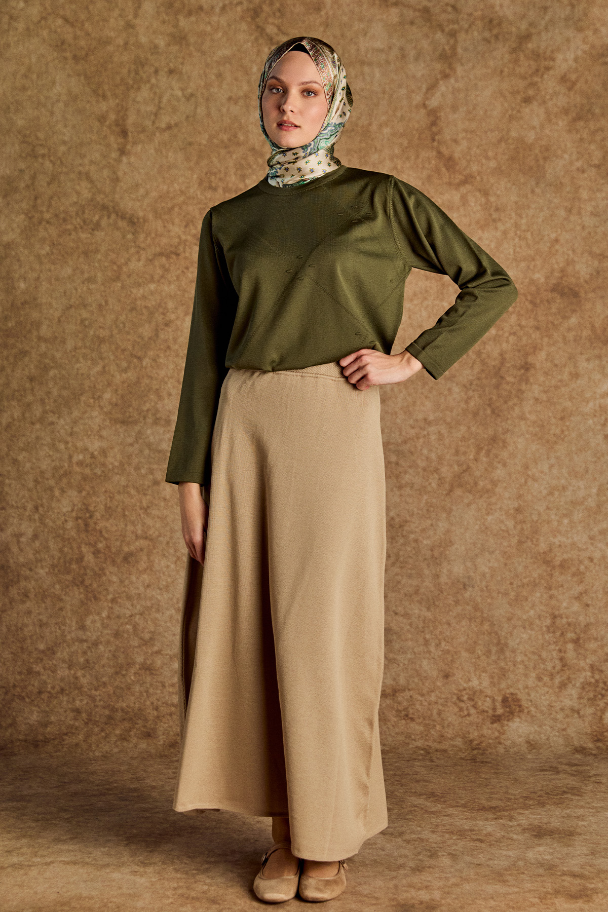 Parçalı Yırtmaçlı Triko Bluz