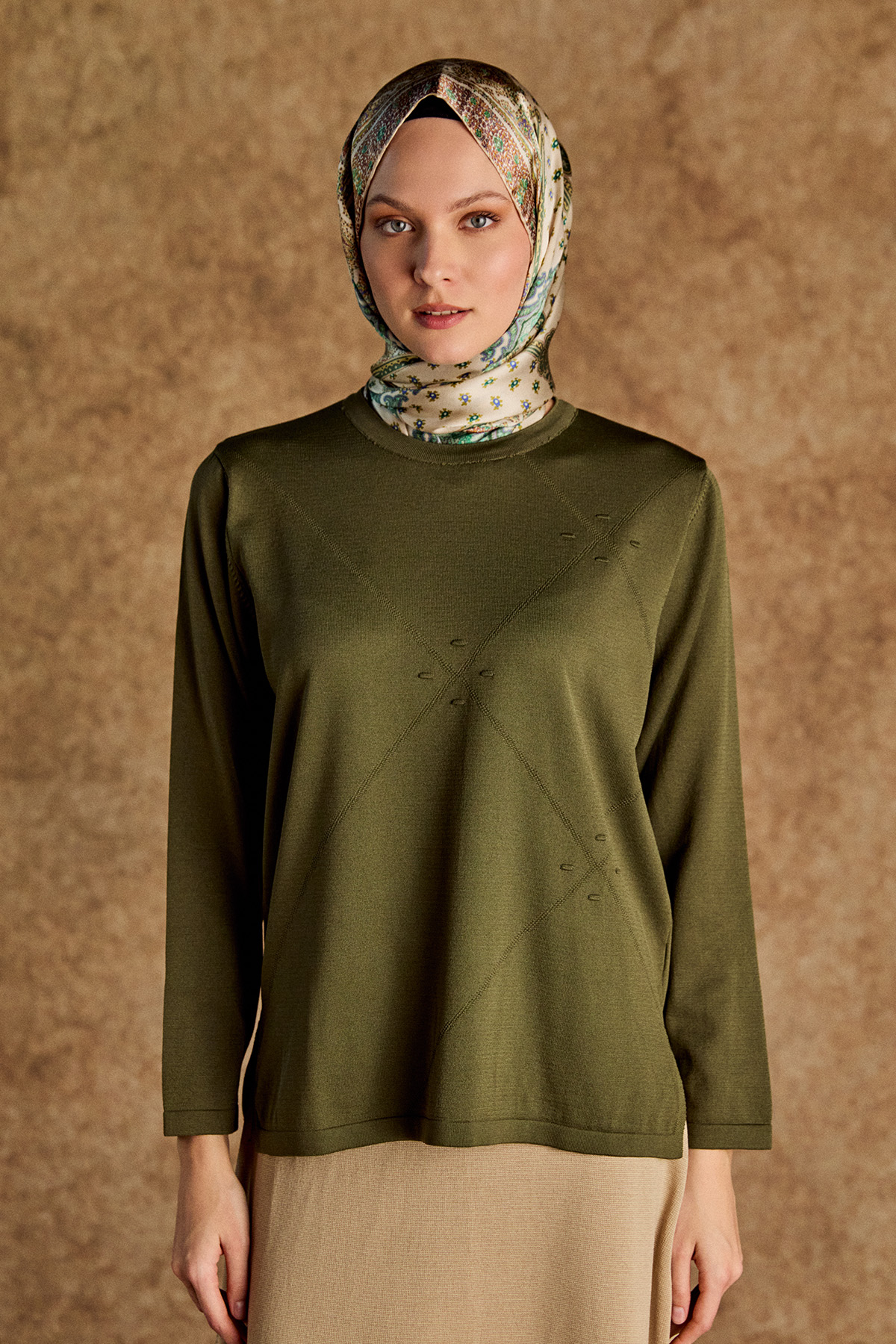 Parçalı Yırtmaçlı Triko Bluz