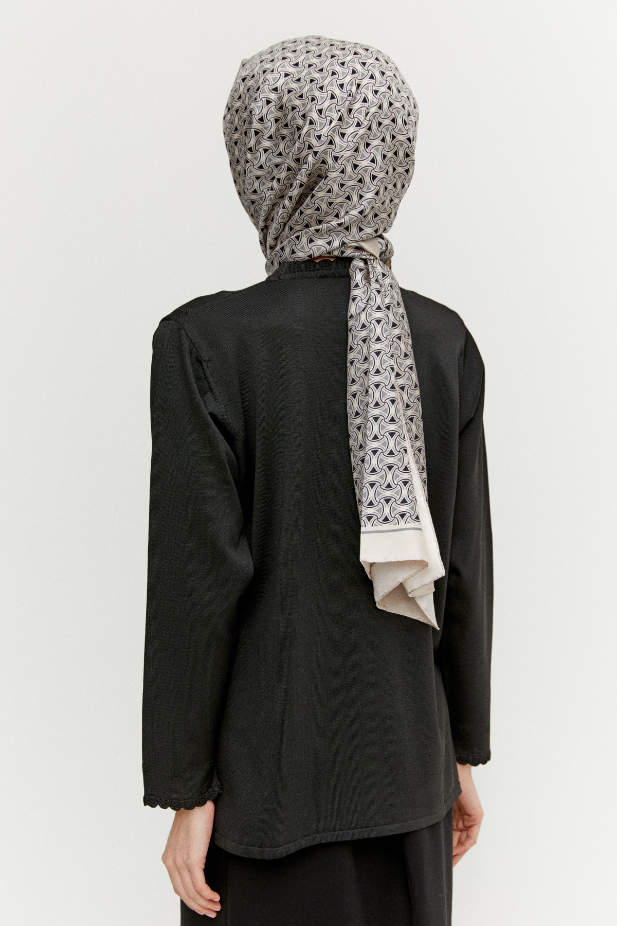 Dilim Detaylı Triko Bluz