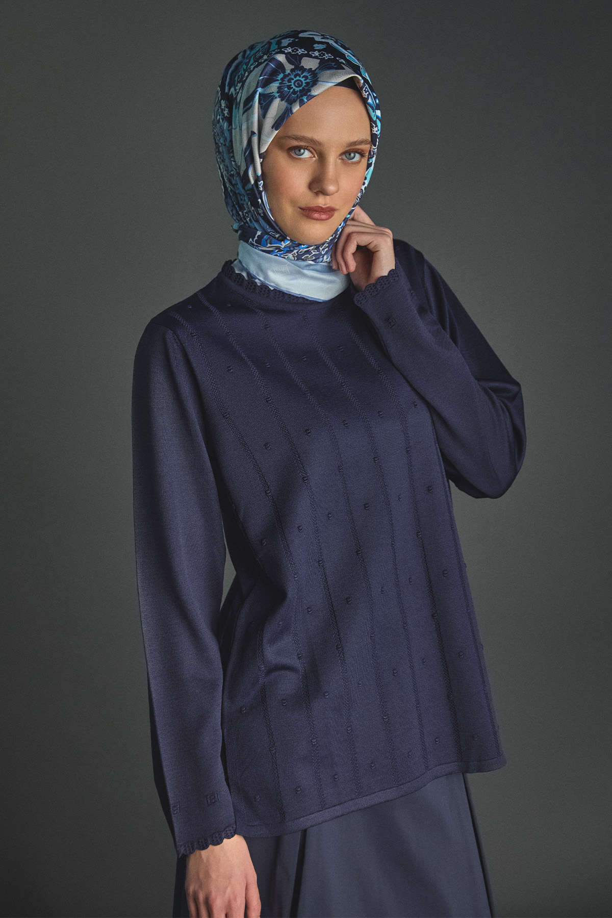 Dilim Detaylı Triko Bluz