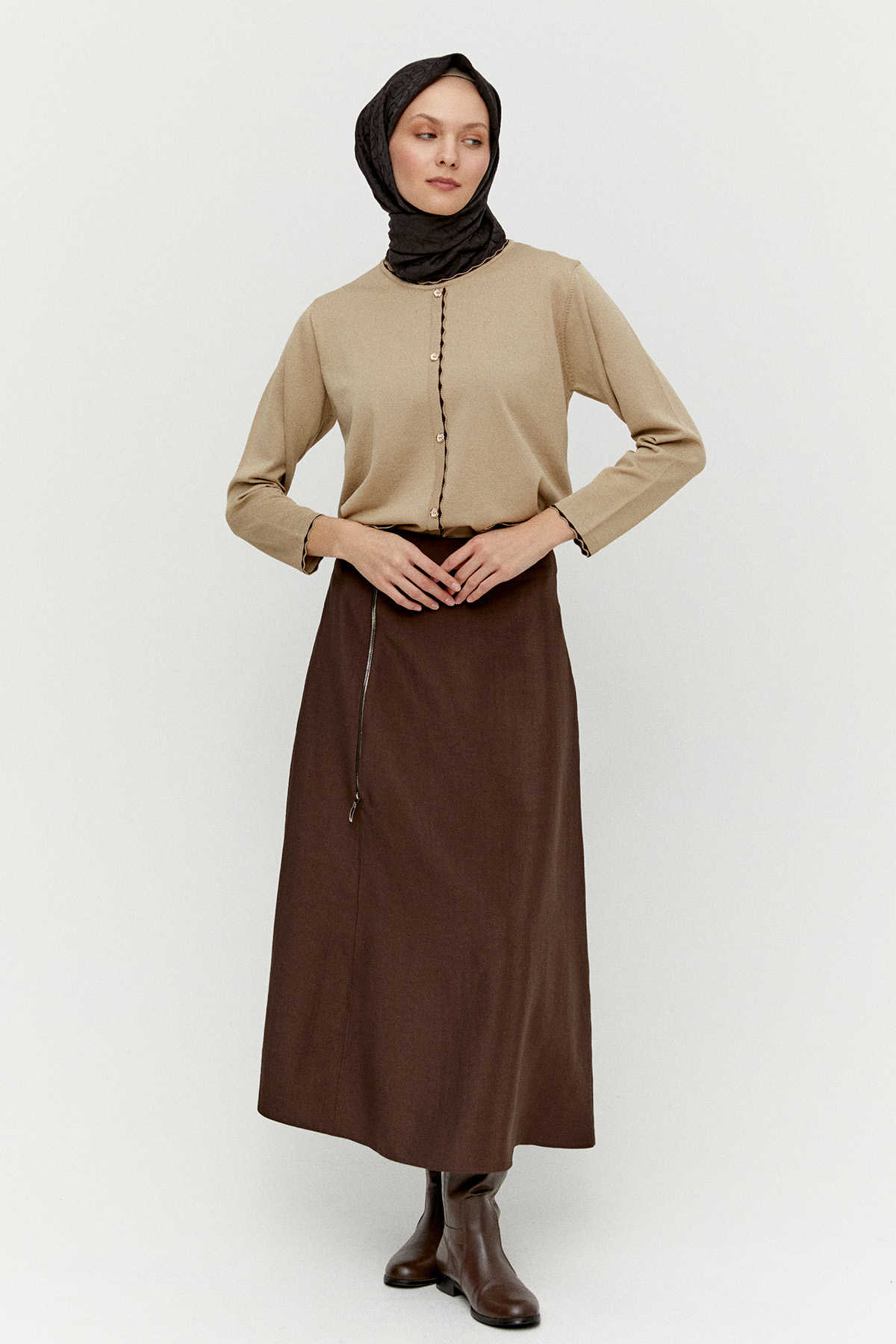 Süs Düğmeli Triko Bluz