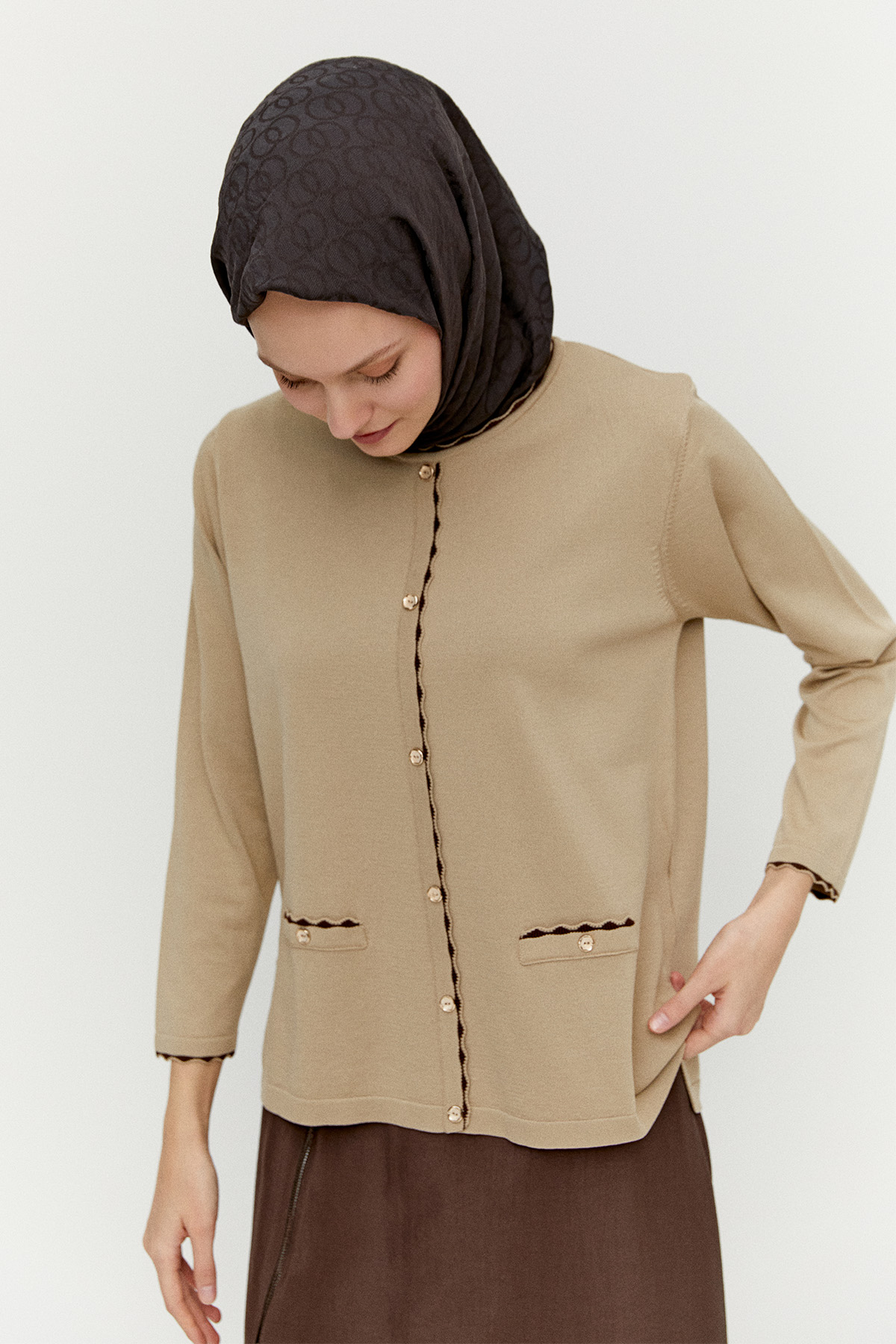 Süs Düğmeli Triko Bluz