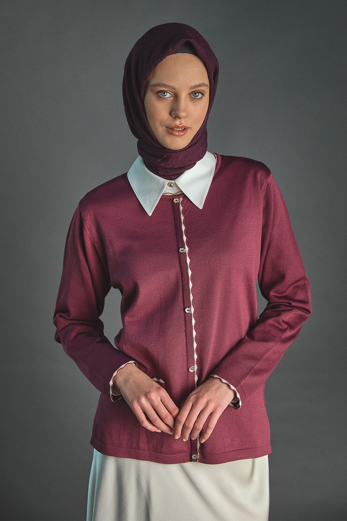 Süs Düğmeli Triko Bluz