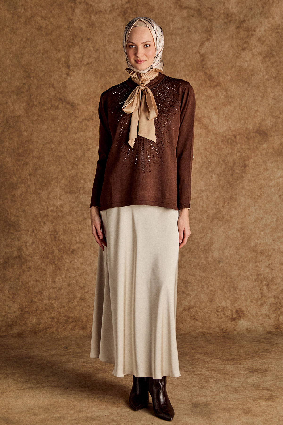 Taş Detaylı Triko Bluz