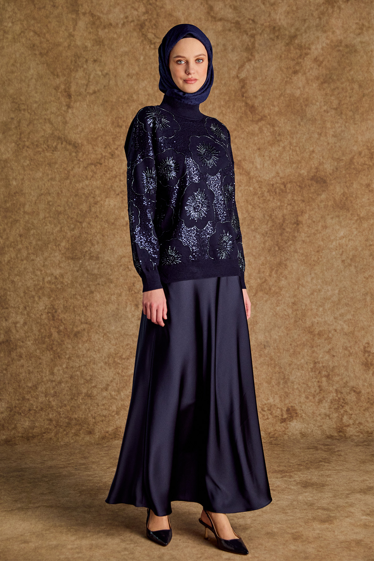 Çiçek Desenli Yarım Balıkçı Triko Bluz