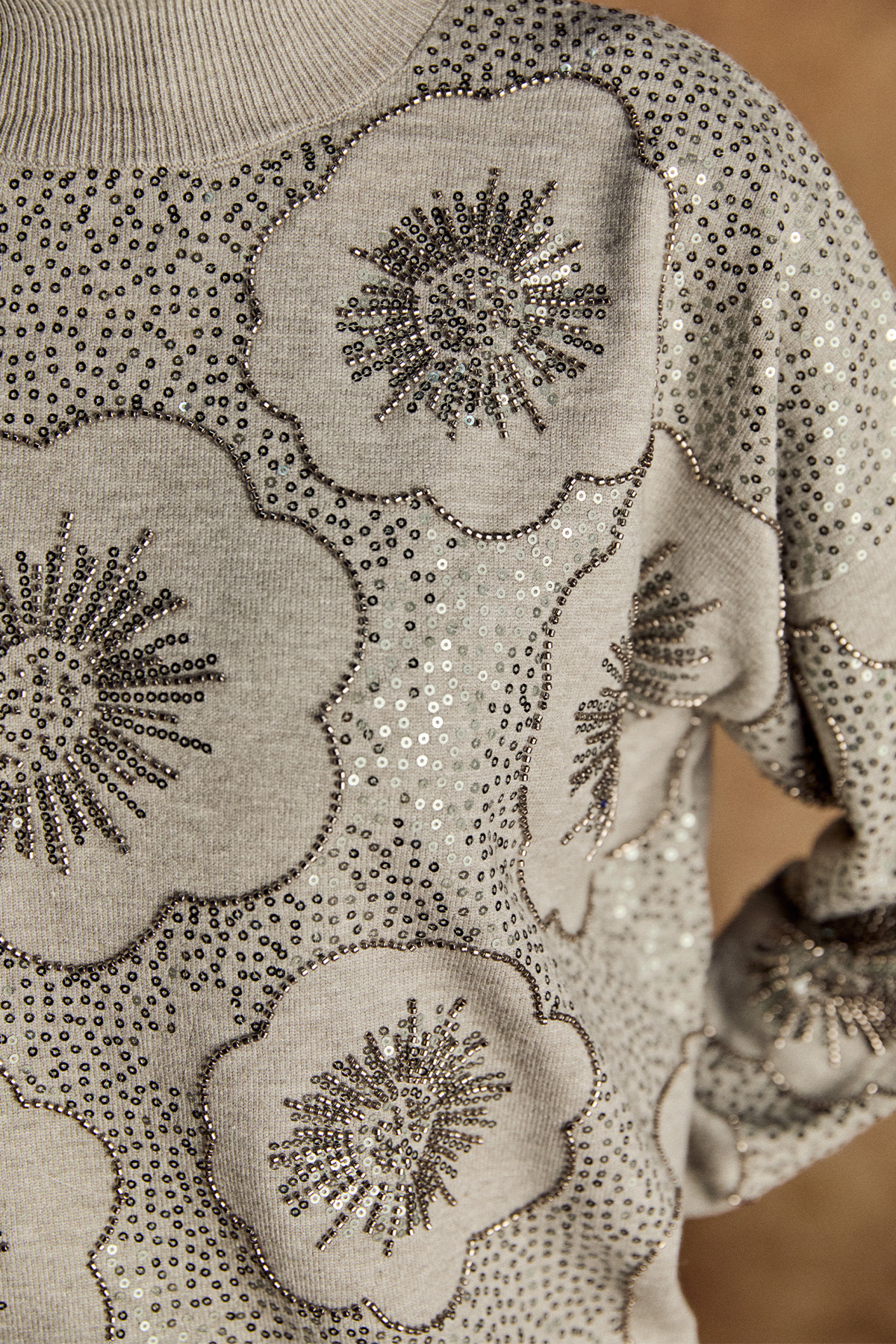 Çiçek Desenli Yarım Balıkçı Triko Bluz