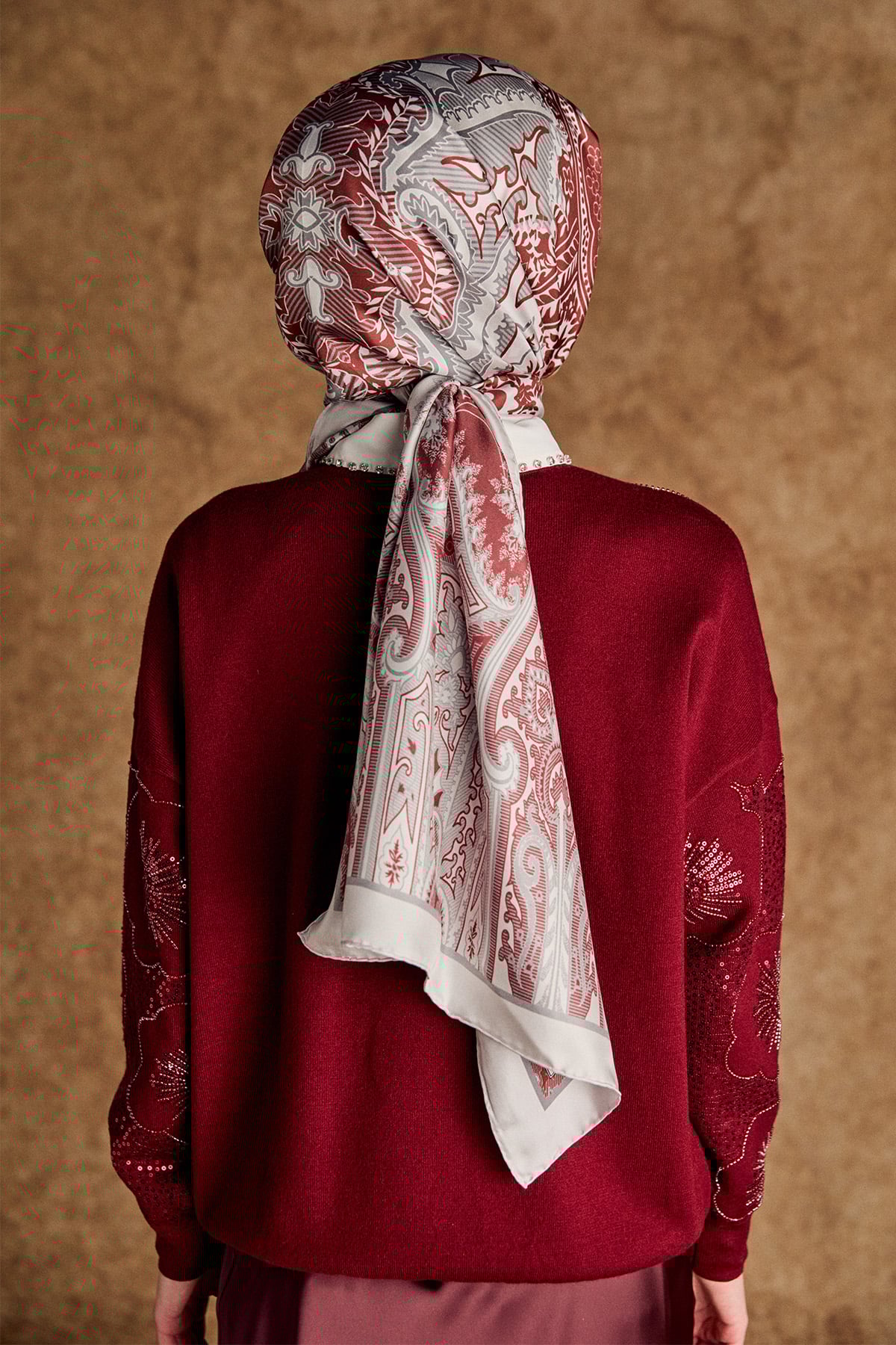 Çiçek Desenli Yarım Balıkçı Triko Bluz